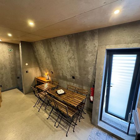 Sardines And Friends Hostel 06 포보아데바짐 외부 사진