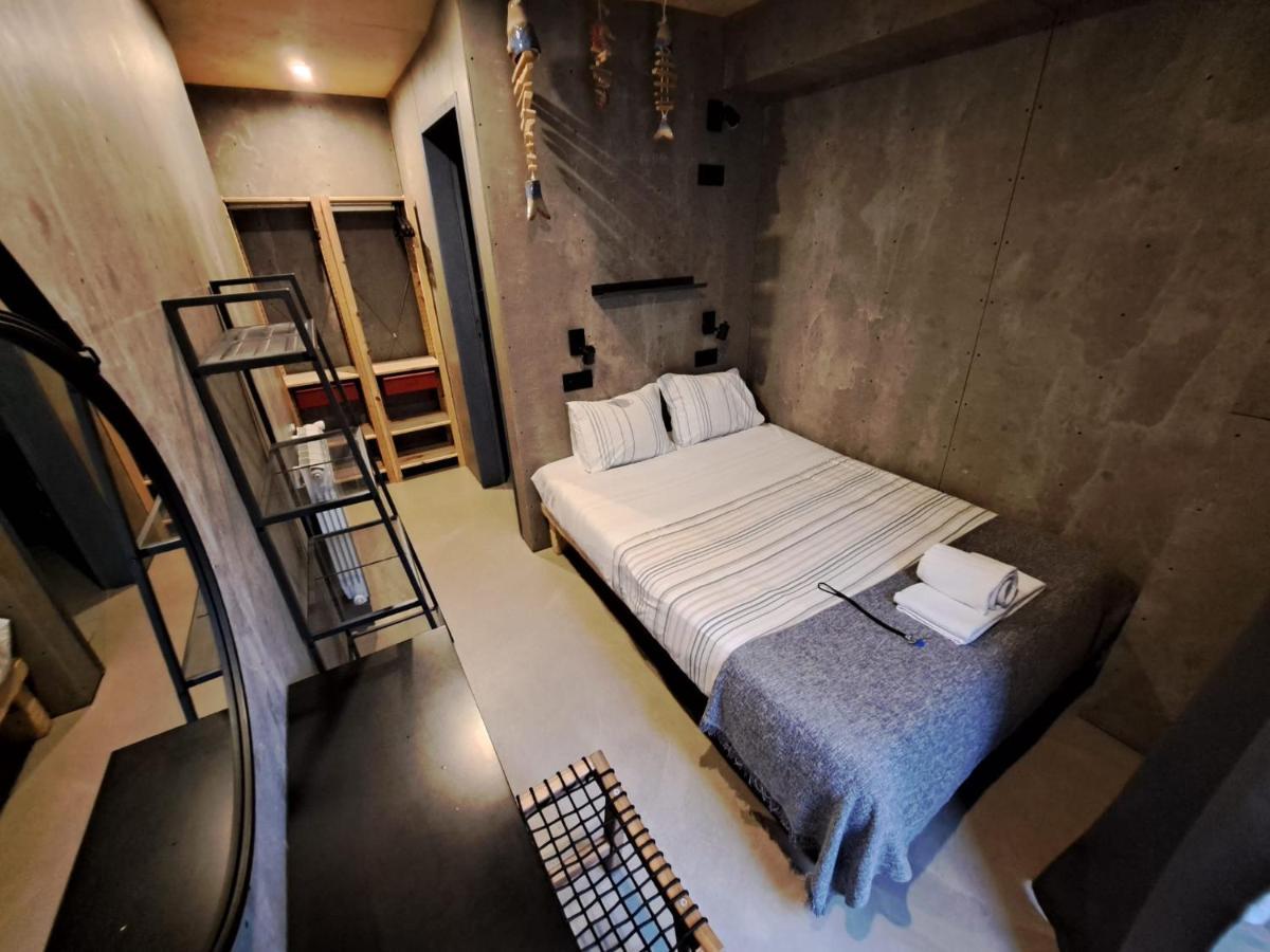 Sardines And Friends Hostel 06 포보아데바짐 외부 사진