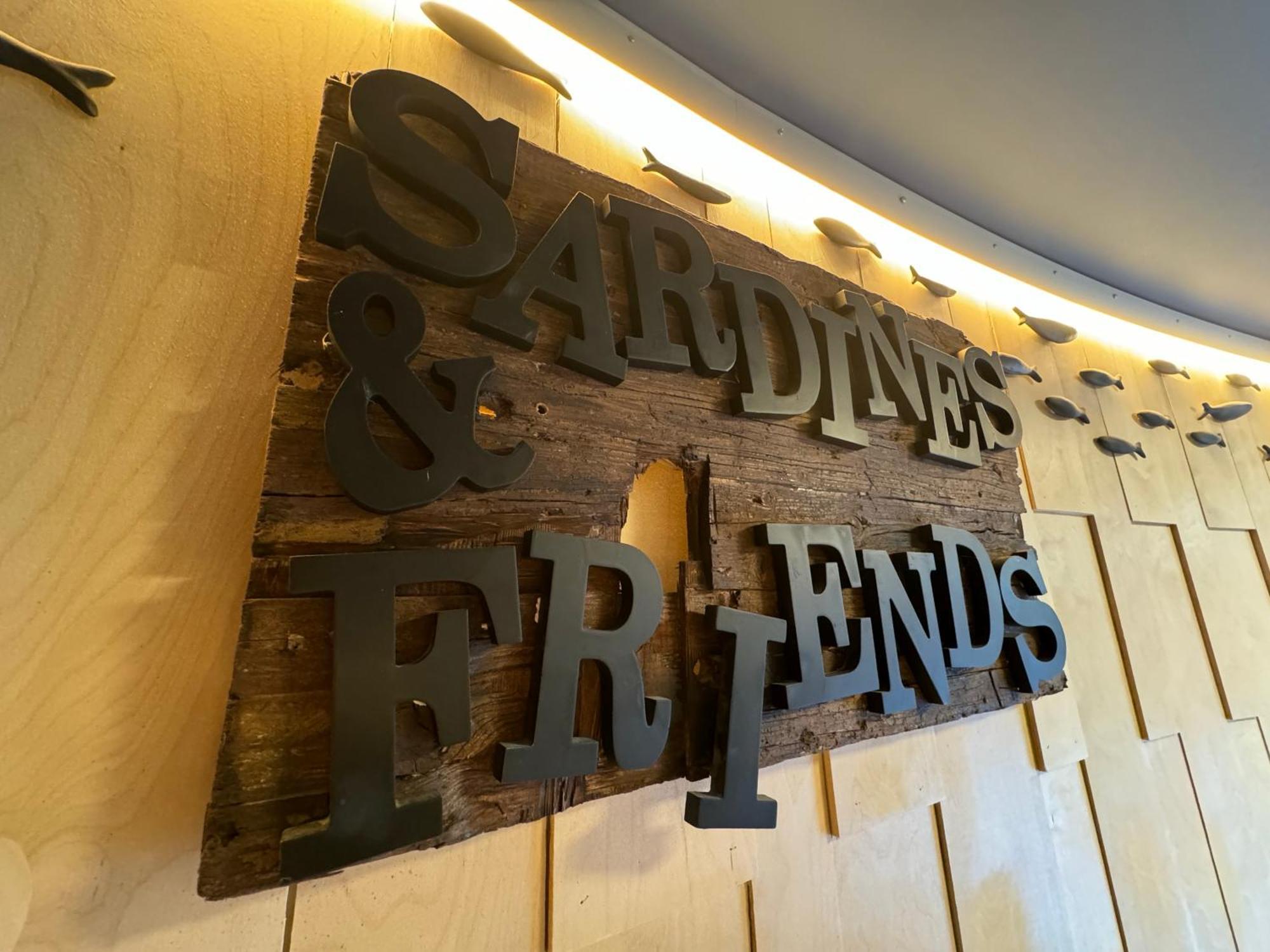 Sardines And Friends Hostel 06 포보아데바짐 외부 사진